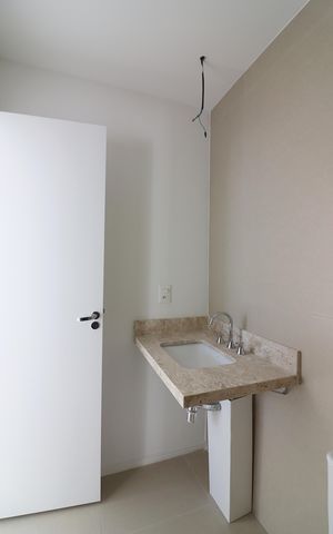 Apartamento à venda com 76m², 3 quartos e 2 vagasBanheiro Social