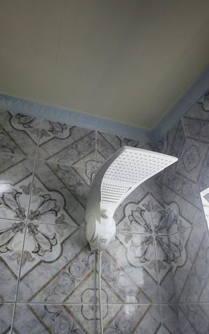 Casa de condomínio à venda com 235m², 4 quartos e 3 vagasBanheiro da Suíte 1