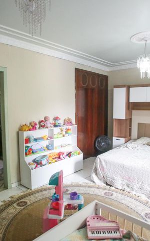 Casa de condomínio à venda com 235m², 4 quartos e 3 vagasQuarto Suíte 1