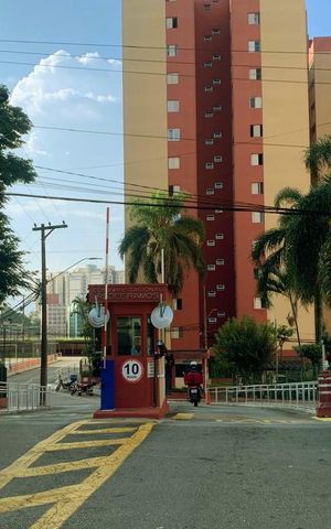 Apartamento à venda com 67m², 2 quartos e 1 vagafacha e portaria 