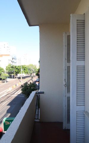 Apartamento à venda com 73m², 2 quartos e sem vagaSacada