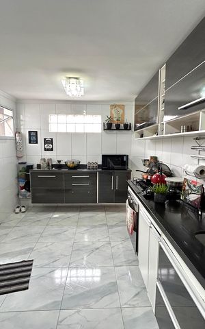 Casa à venda com 79m², 2 quartos e 1 vaga Casa à venda com 79m², 2 quartos e 1 vagaCozinha