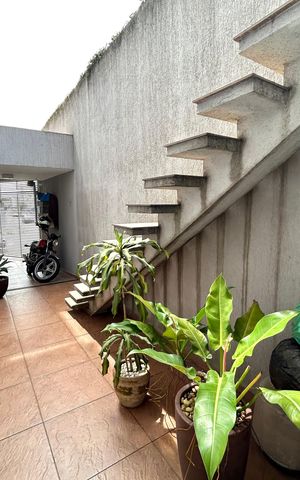 Casa à venda com 79m², 2 quartos e 1 vaga Casa à venda com 79m², 2 quartos e 1 vagaQuintal