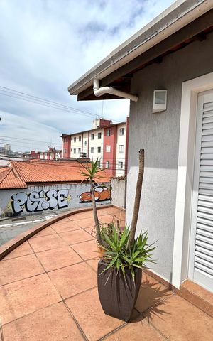 Casa à venda com 79m², 2 quartos e 1 vaga Casa à venda com 79m², 2 quartos e 1 vagaSacada do Quarto