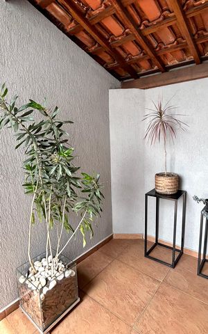 Casa à venda com 79m², 2 quartos e 1 vaga Casa à venda com 79m², 2 quartos e 1 vagaÁrea de Serviço