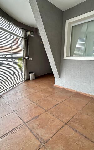 Casa à venda com 79m², 2 quartos e 1 vaga Casa à venda com 79m², 2 quartos e 1 vagaGaragem