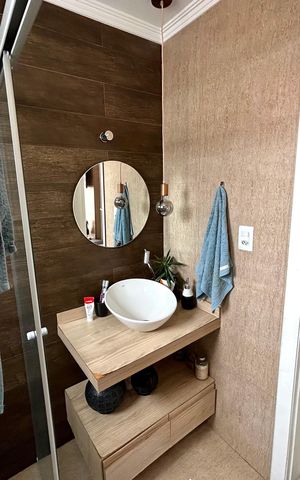Casa à venda com 79m², 2 quartos e 1 vaga Casa à venda com 79m², 2 quartos e 1 vagaBanheiro 1