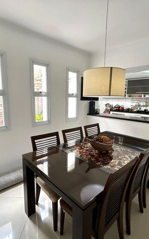 Casa à venda com 79m², 2 quartos e 1 vaga Casa à venda com 79m², 2 quartos e 1 vagaCopa