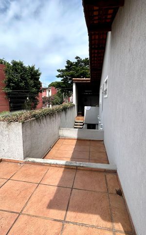 Casa à venda com 79m², 2 quartos e 1 vaga Casa à venda com 79m², 2 quartos e 1 vagaSacada do Quarto