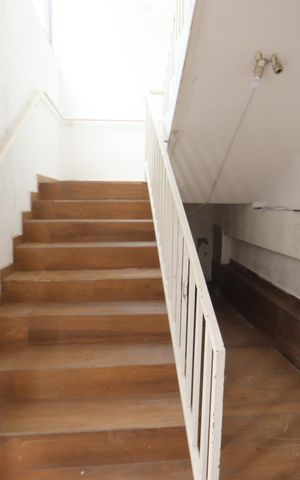 Apartamento à venda com 35m², 1 quarto e sem vagaEscadas