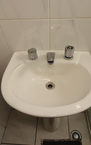 Apartamento à venda com 73m², 3 quartos e 2 vagasBanheiro Social - Pia