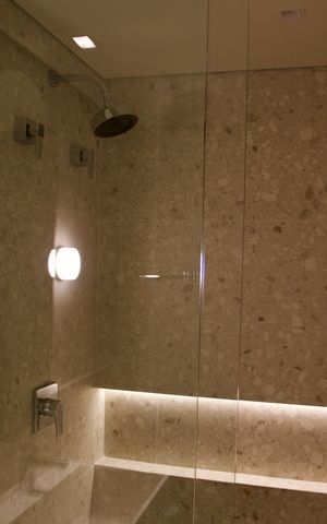 Apartamento à venda com 65m², 2 quartos e 2 vagas Apartamento à venda com 65m², 2 quartos e 2 vagasBanheiro 2