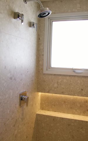 Apartamento à venda com 65m², 2 quartos e 2 vagas Apartamento à venda com 65m², 2 quartos e 2 vagasBanheiro 1