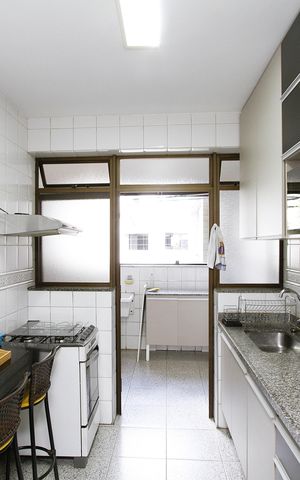 Apartamento à venda com 105m², 3 quartos e 2 vagasCozinha