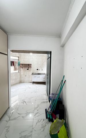 Apartamento para alugar com 120m², 2 quartos e 1 vaga Apartamento para alugar com 120m², 2 quartos e 1 vagaÁrea de Serviço