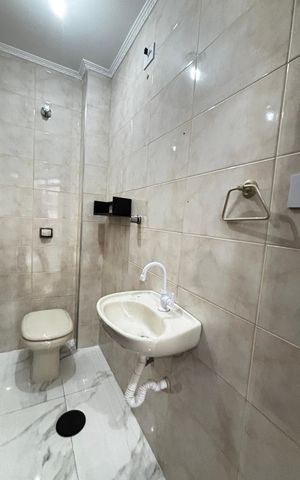Apartamento para alugar com 120m², 2 quartos e 1 vaga Apartamento para alugar com 120m², 2 quartos e 1 vagaÁrea de Serviço - Banheiro
