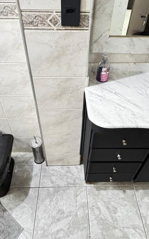 Apartamento para alugar com 120m², 2 quartos e 1 vaga Apartamento para alugar com 120m², 2 quartos e 1 vagaBanheiro