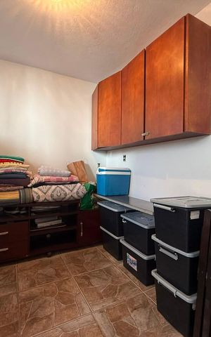 Casa à venda com 167m², 3 quartos e 4 vagas Casa à venda com 167m², 3 quartos e 4 vagasÁrea comum