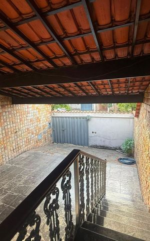 Casa à venda com 167m², 3 quartos e 4 vagas Casa à venda com 167m², 3 quartos e 4 vagasÁrea comum
