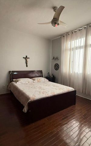 Casa à venda com 167m², 3 quartos e 4 vagas Casa à venda com 167m², 3 quartos e 4 vagasQuarto