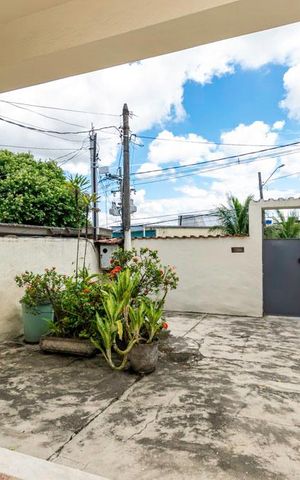 Casa à venda com 157m², 5 quartos e 3 vagas Casa à venda com 157m², 5 quartos e 3 vagasVista da Sala