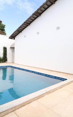 Casa para alugar com 200m², 3 quartos e 3 vagasPiscina