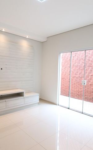 Casa para alugar com 200m², 3 quartos e 3 vagasSala de TV