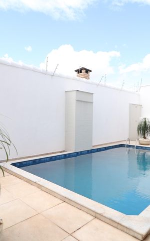Casa para alugar com 200m², 3 quartos e 3 vagasPiscina