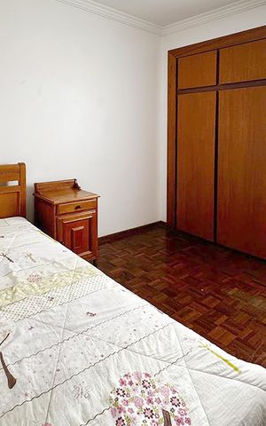 Apartamento à venda com 96m², 3 quartos e 2 vagasQuarto 3