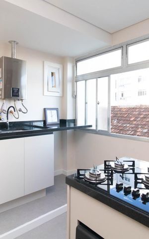 Apartamento à venda com 81m², 2 quartos e sem vaga Apartamento à venda com 81m², 2 quartos e sem vagaCozinha e Área de Serviço