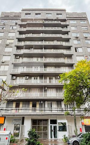 Apartamento à venda com 81m², 2 quartos e sem vaga Apartamento à venda com 81m², 2 quartos e sem vagaFachada