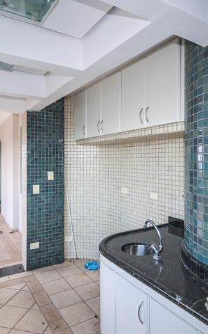 Apartamento para alugar com 184m², 3 quartos e 3 vagasQuintal