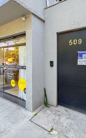 Studio para alugar com 34m², 1 quarto e sem vaga Studio para alugar com 34m², 1 quarto e sem vagaFachada