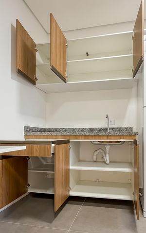 Studio para alugar com 34m², 1 quarto e sem vaga Studio para alugar com 34m², 1 quarto e sem vagaCozinha - Armários
