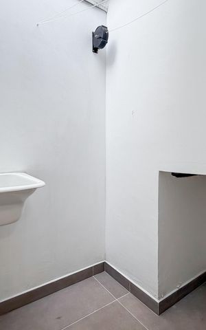 Studio para alugar com 34m², 1 quarto e sem vaga Studio para alugar com 34m², 1 quarto e sem vagaÁrea de Serviço