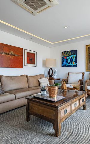 Apartamento à venda com 243m², 3 quartos e 4 vagas Apartamento à venda com 243m², 3 quartos e 4 vagasSala