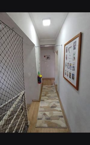 Casa à venda com 230m², 3 quartos e 4 vagas Casa à venda com 230m², 3 quartos e 4 vagasCorredor