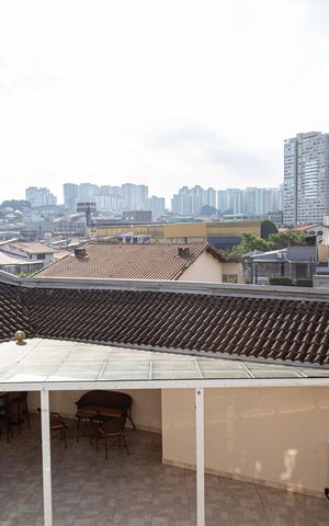 Casa à venda com 375m², 3 quartos e 4 vagasSuíte 1 - vista