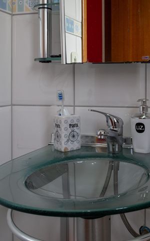Casa à venda com 375m², 3 quartos e 4 vagasBanheiro da Suíte 2 