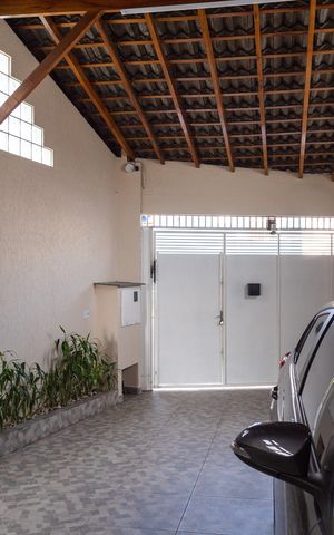 Casa à venda com 375m², 3 quartos e 4 vagasGaragem