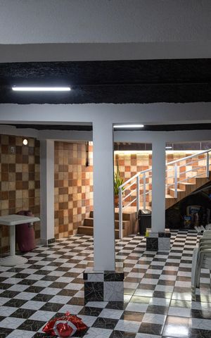 Casa à venda com 375m², 3 quartos e 4 vagasSalao de festas