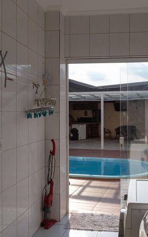 Casa à venda com 375m², 3 quartos e 4 vagasÁrea de Serviço