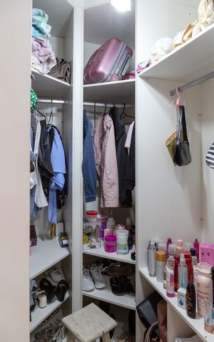 Casa à venda com 375m², 3 quartos e 4 vagasSuíte 2 - closet