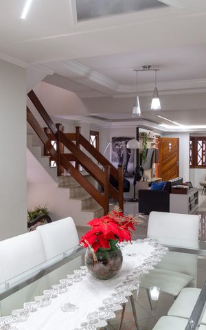 Casa à venda com 375m², 3 quartos e 4 vagasSala de Jantar