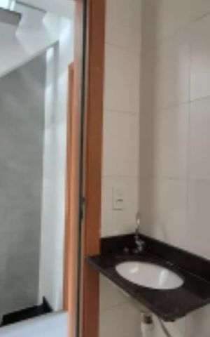 Casa à venda com 140m², 3 quartos e 2 vagasBanheiro