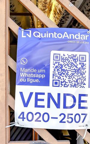 Casa à venda com 600m², 5 quartos e 4 vagasPlaquinha