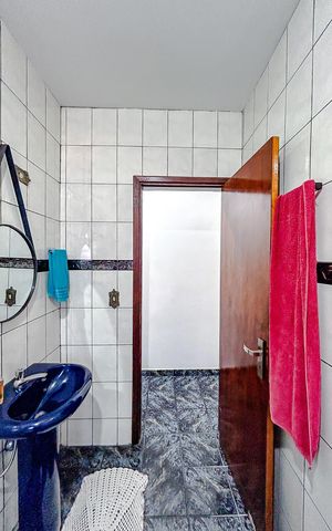 Casa à venda com 600m², 5 quartos e 4 vagasBanheiro - Casa 2