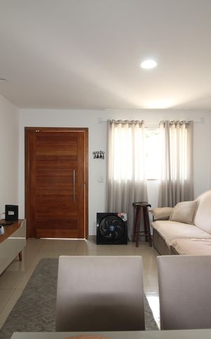 Casa de condomínio à venda com 125m², 3 quartos e 1 vagaSala