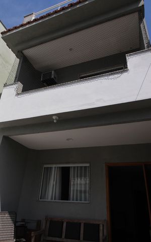 Casa de condomínio à venda com 125m², 3 quartos e 1 vagaFrente