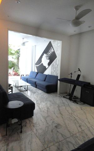 Apartamento à venda com 120m², 4 quartos e 8 vagasSala